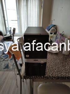 P4 temiz masa üstü bilgisayar ve ekran FİYATI: 550 TL