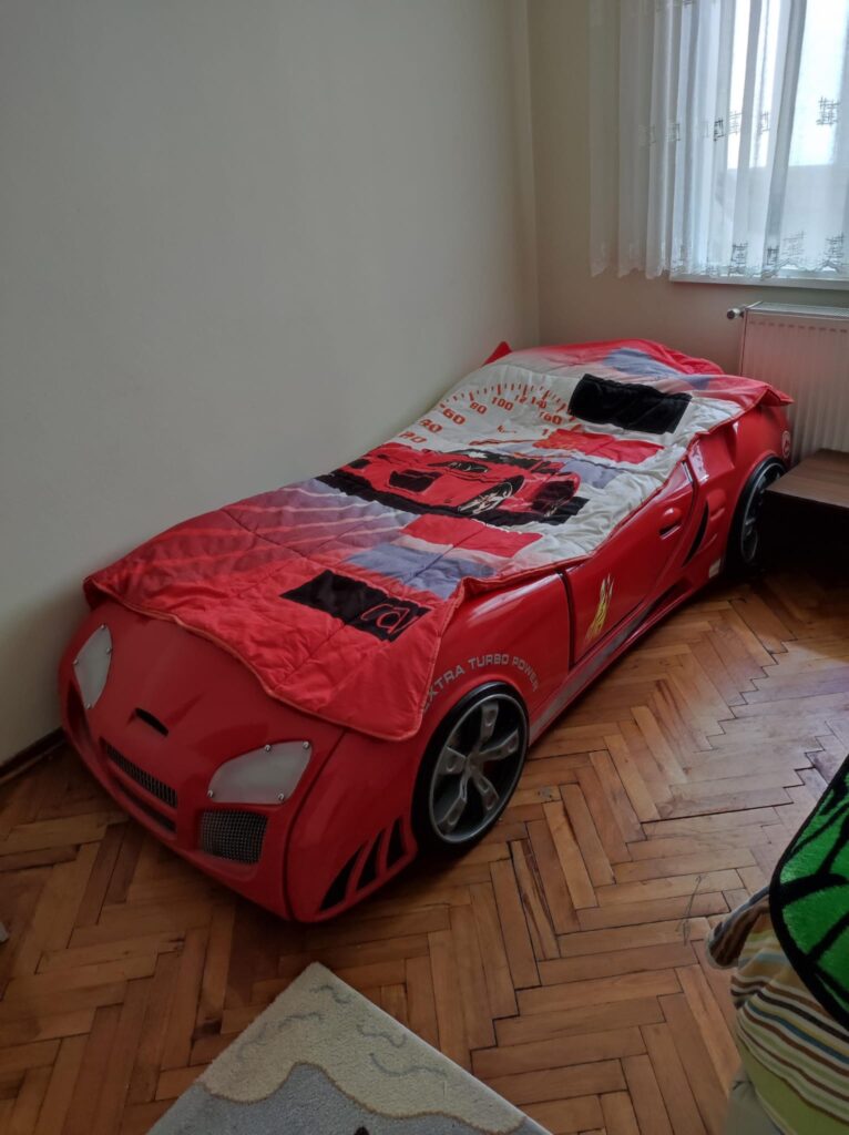 ikinci el çilek çocuk odası arabalı yatak