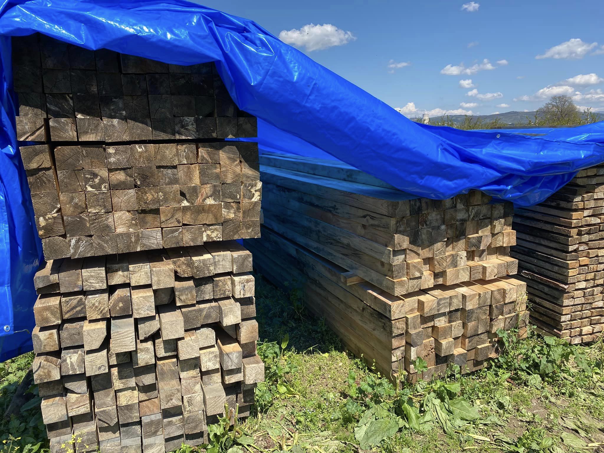 Sıfır gibi yeni çıkma 5×10 ya da 10×10 inşaat kerestesi kalası