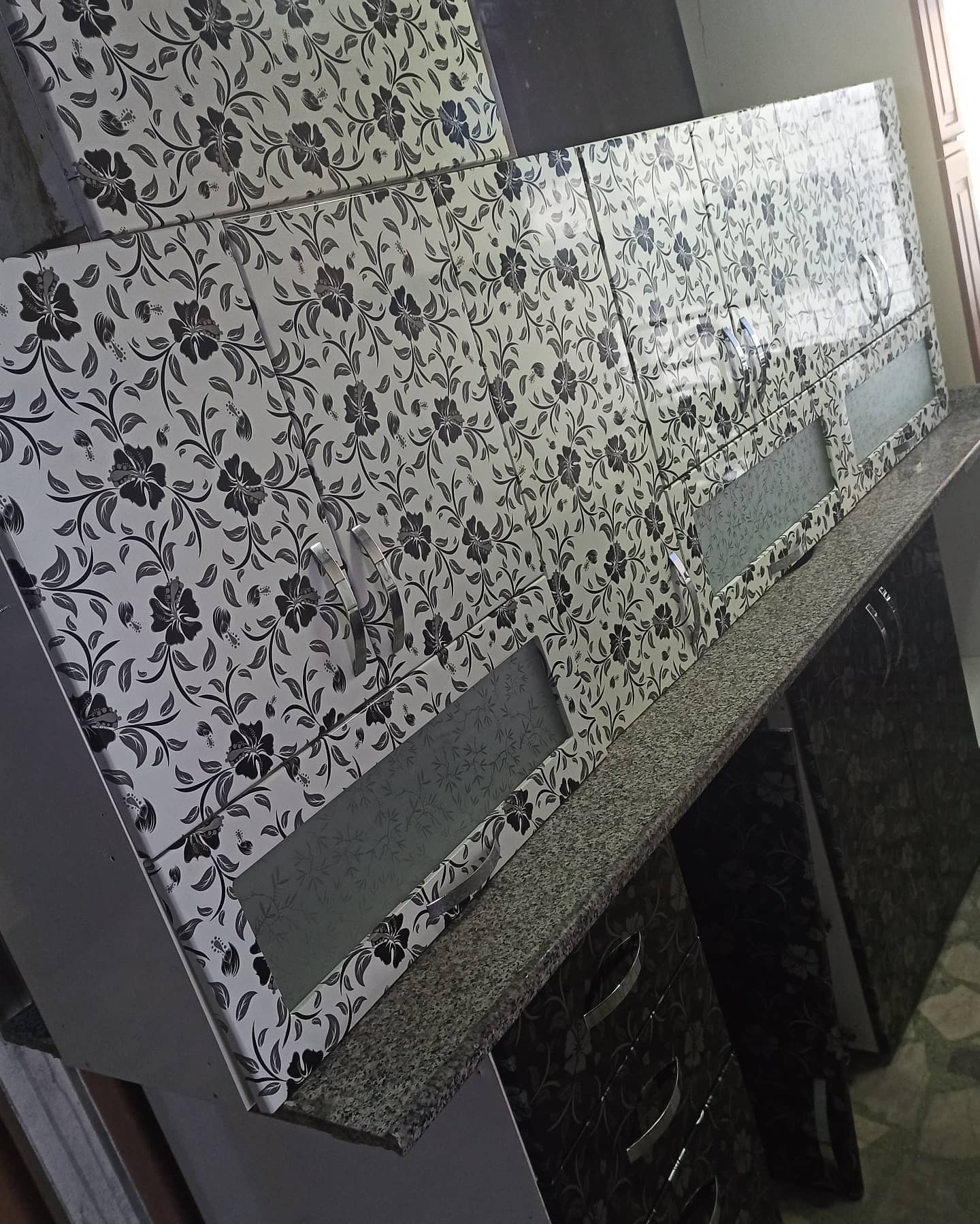 Kentsel dönüşüm temiz ikinci el mutfak dolabı