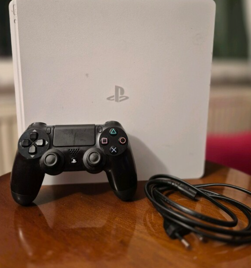 Playstation 4 Slim Surum 9 1
